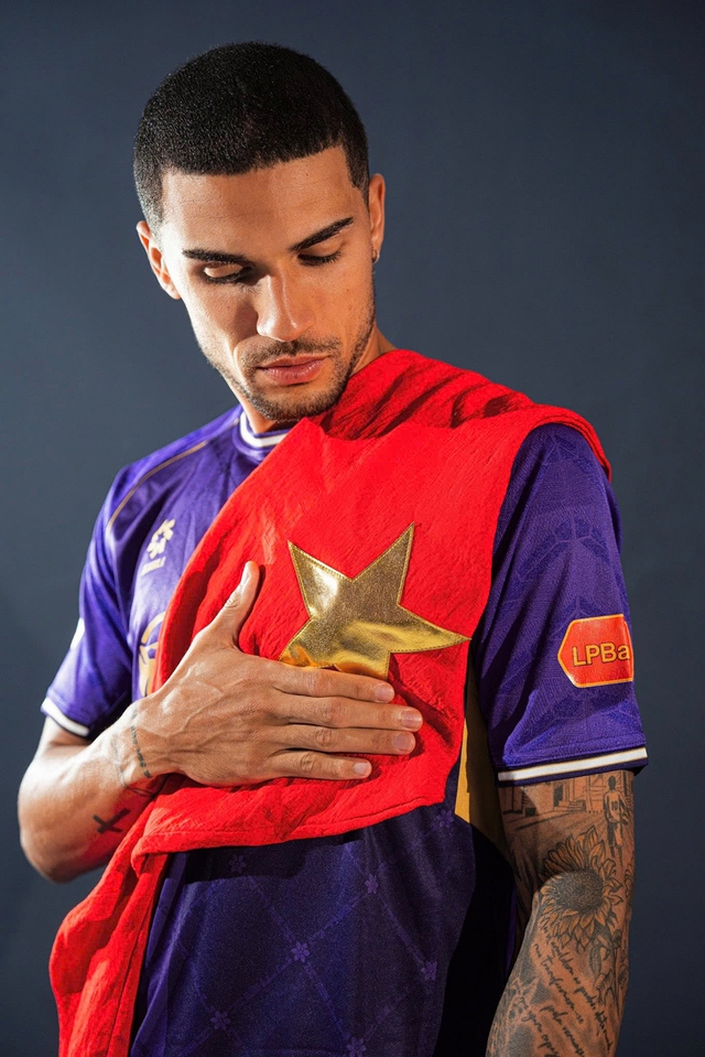 Có huyền thoại Harry Kewell và nội binh Đỗ Hoàng Hên, Hà Nội sẽ cản bước tân binh Ninh Bình?- Ảnh 2. Có huyền thoại Harry Kewell và nội binh Đỗ Hoàng Hên, Hà Nội sẽ cản bước tân binh Ninh Bình?- Ảnh 2.