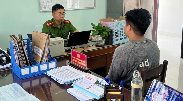 Rao bán thận, nam thanh niên bị lừa sang Campuchia lao động cưỡng bức- Ảnh 1. Rao bán thận, nam thanh niên bị lừa sang Campuchia lao động cưỡng bức- Ảnh 1.