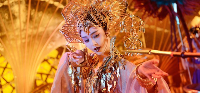 Phạm Băng Băng bị chỉ trích vì thiếu chuyên nghiệp - Ảnh 1.