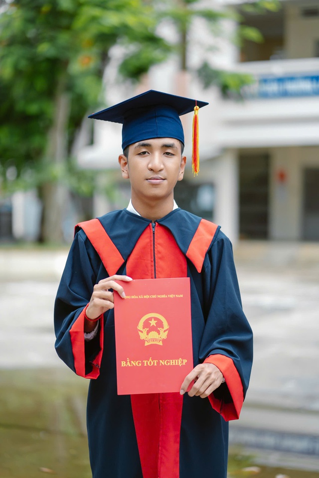 Hành trình vượt khó của chàng trai Khmer