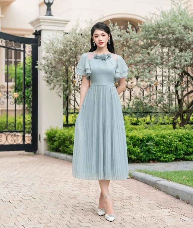 Đầm tay cánh tiên mềm mại giúp nàng thêm duyên dáng - Ảnh 6.