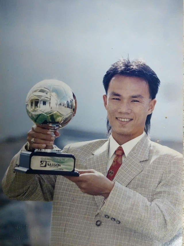 Đại chiến 'nảy lửa' cựu Quả b&oacute;ng v&agrave;ng Việt Nam tr&ecirc;n s&acirc;n Trường ĐH Đồng Th&aacute;p- Ảnh 5.