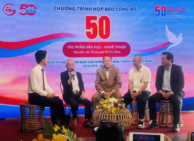 Chiếu phim 'Mưa đỏ' trong chuỗi sự kiện 'Tổng kết 50 năm văn học nghệ thuật TP.HCM'- Ảnh 1. Chiếu phim 'Mưa đỏ' trong chuỗi sự kiện 'Tổng kết 50 năm văn học nghệ thuật TP.HCM'- Ảnh 1.