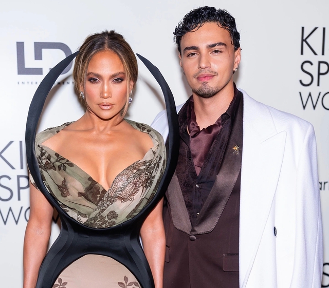 Jennifer Lopez tiết lộ tìm đến tâm linh sau khi ly hôn Ben Affleck - Ảnh 2.