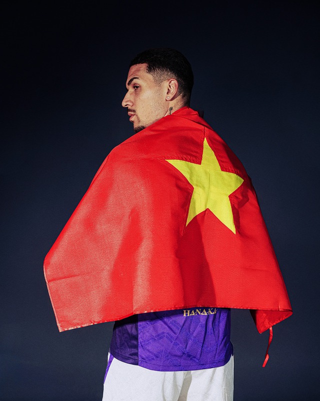 Trao quyết định nhập quốc tịch Việt Nam cho Đỗ Ho&agrave;ng H&ecirc;n: Kho&aacute;c &aacute;o đội tuyển với điều kiện n&agrave;o?- Ảnh 8.