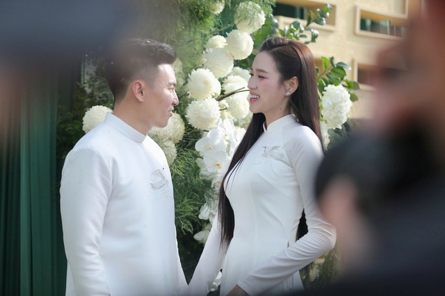 Gia thế khủng của chồng sắp cưới Hoa hậu Đỗ Thị H&agrave; - Ảnh 2.