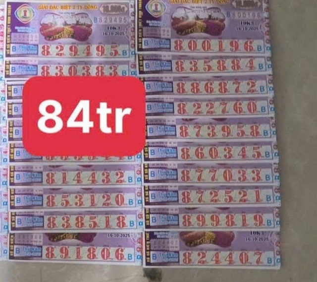 Xổ số miền Nam ngày 16 tháng 10: Đại lý TP.HCM đổi thưởng 140 tờ trúng số - Ảnh 2.
