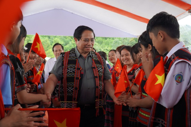 Thủ tướng Phạm Minh Chính: Phải bình đẳng về giáo dục, bình đẳng về y tế- Ảnh 1. Thủ tướng Phạm Minh Chính: Phải bình đẳng về giáo dục, bình đẳng về y tế- Ảnh 1.