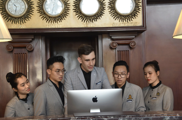 Cận cảnh ngôi trường nằm trong khách sạn 5 sao đầu tiên tại Việt Nam- Ảnh 4. Cận cảnh ngôi trường nằm trong khách sạn 5 sao đầu tiên tại Việt Nam- Ảnh 4.