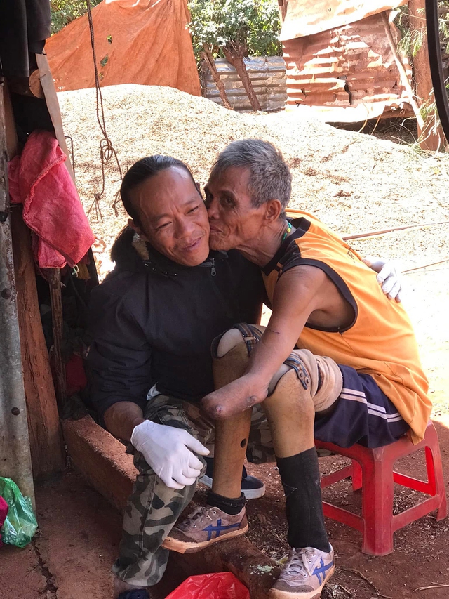 'B&aacute;c sĩ' trong l&ograve;ng d&acirc;n- Ảnh 1.