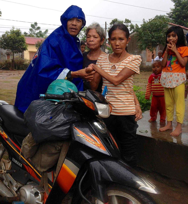 'B&aacute;c sĩ' trong l&ograve;ng d&acirc;n- Ảnh 2.