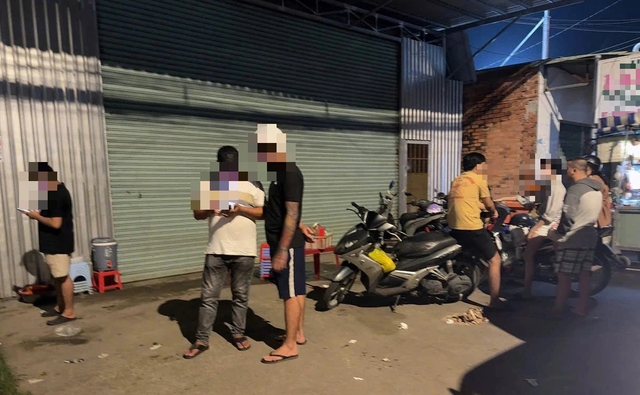 - Ảnh 1. - Ảnh 1.