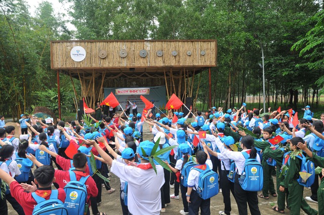 ‘Lớp học thiên nhiên’ giữa đại ngàn Yang Bay - Ảnh 3.