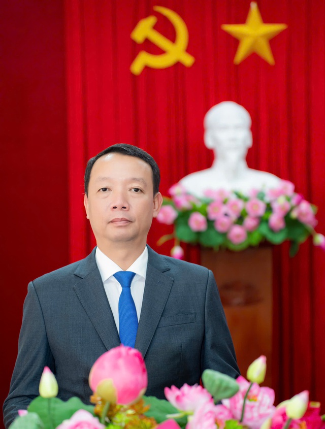 Ông Phan Thiên Định được bầu giữ chức Chủ tịch UBND TP.Huế- Ảnh 2.