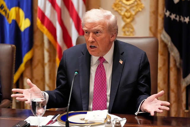 Ông Trump đổ lỗi ch…