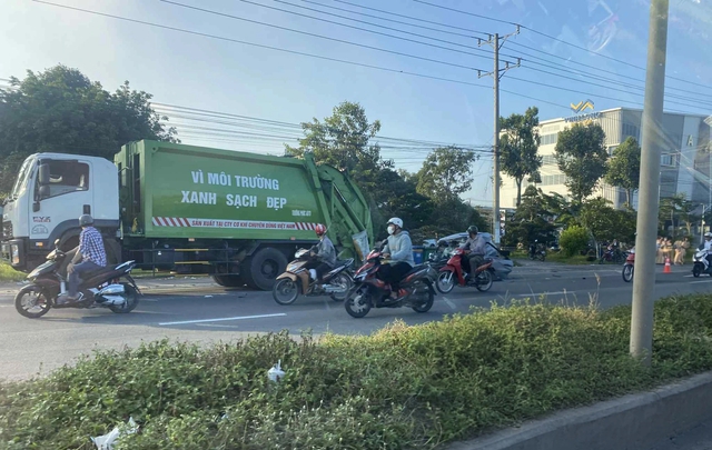 Khởi tố Tiktoker nhậu rồi lái xe gây tai nạn khiến 2 người tử vong- Ảnh 2. Khởi tố TikToker nhậu rồi lái xe gây tai nạn khiến 2 người tử vong- Ảnh 2.
