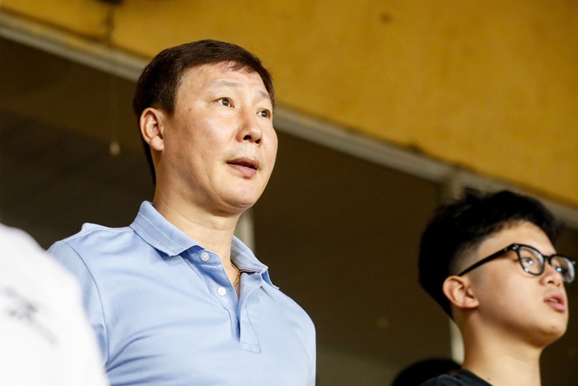 &Ocirc;ng Kim ph&aacute;t hiện phương &aacute;n tuyến giữa U.23 Việt Nam: Xa tận ch&acirc;n trời, gần ngay... - Ảnh 1.