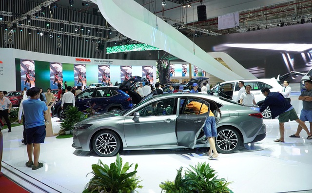 Toyota thấy g&igrave; khi x&acirc;y dựng d&acirc;y chuyền lắp r&aacute;p xe hybrid tại Việt Nam?  - Ảnh 2.