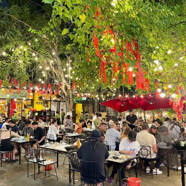 Thưởng thức món ngon Đà Nẵng theo gợi ý của người nước ngoài - Ảnh 5.