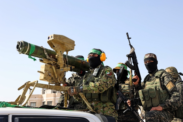 Israel tuyên bố chiến sự Gaza…