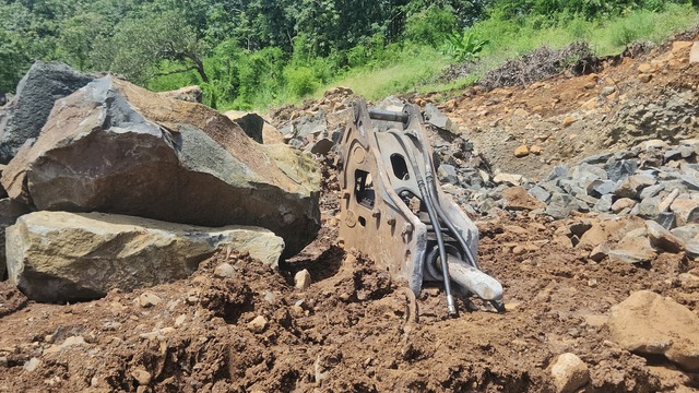 Đồng Nai: Chủ đất khai thác đá... để trồng điều?- Ảnh 11.