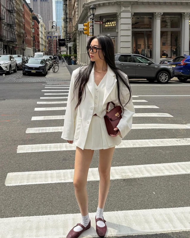 Từ cổ điển đến hiện đại, áo gile là món thời trang tinh tế và đa dụng - Ảnh 8.