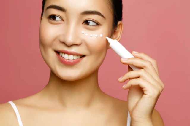 Top 3 kem dưỡng mắt giảm quầng thâm, lấ…
