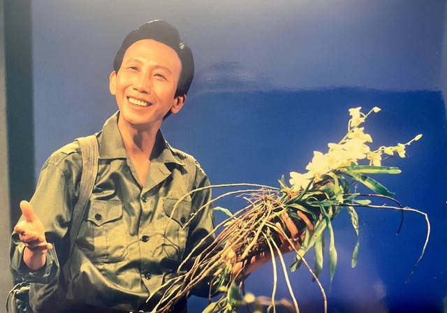 NSND Thế Hiển 'cháy' hết mình cho Tổ quốc và tuổi trẻ- Ảnh 1. NSND Thế Hiển 'cháy' hết mình cho Tổ quốc và tuổi trẻ- Ảnh 1.