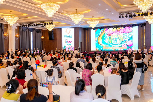 - Ảnh 4. - Ảnh 4.