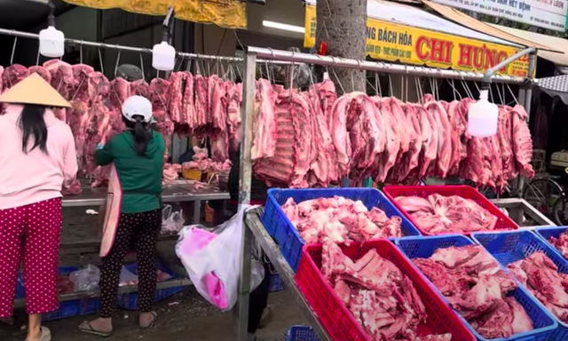 Giá heo hơi hôm nay 19.12.2025: Không còn mức giá dưới 60.000 đồng/kg - Ảnh 1. Giá heo hơi hôm nay 19.12.2025: Không còn mức giá dưới 60.000 đồng/kg - Ảnh 1.