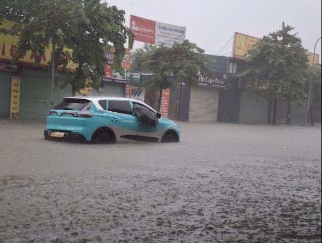 Bồi thường ô tô ngập nước do bão: Lên tới 2 tỉ đồng cho xe thiệt hại - Ảnh 2.