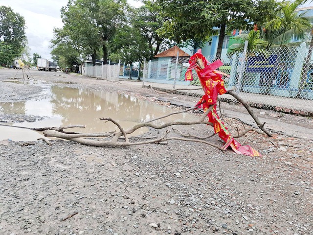 Những con đường hỏng- Ảnh 1.