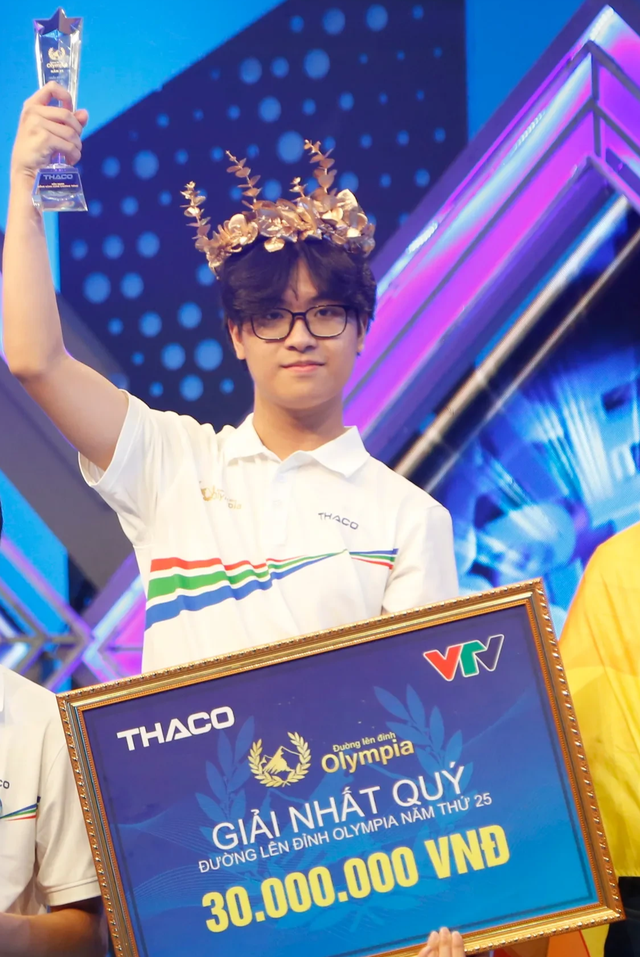 4 thí sinh nào lọt …