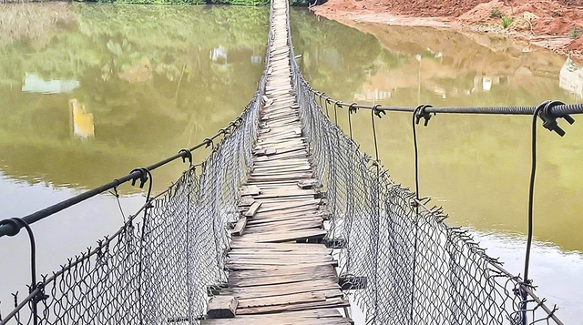 Những cây cầu già nua giữa đại ngàn Quảng Ngãi - Ảnh 4.