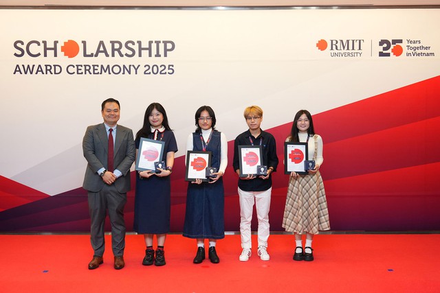RMIT Việt Nam trao học bổng trị giá 47,5 tỉ đồng năm 2025- Ảnh 2. RMIT Việt Nam trao học bổng trị giá 47,5 tỉ đồng năm 2025- Ảnh 2.