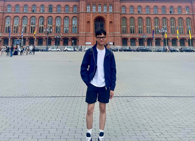 Hành trình tốt nghiệp sớm loại xuất sắc của nam sinh người S’tiêng - Ảnh 2.