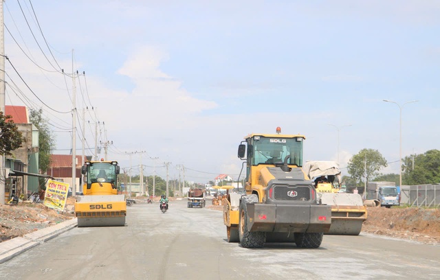 Không hoàn thành giải ngân vốn đầu tư công, người đứng đầu có thể bị cách chức - Ảnh 1.