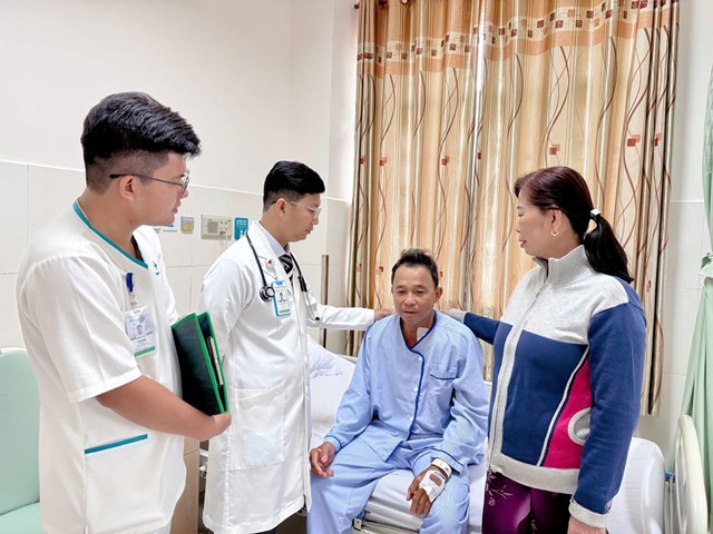 Choáng váng ngất xỉu, phát hiện ngưng tim nguy kịch- Ảnh 1. Choáng váng ngất xỉu, phát hiện ngưng tim nguy kịch- Ảnh 1.