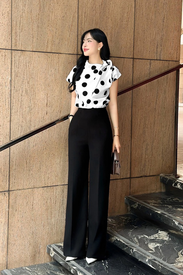 Họa tiết chấm bi 'tái xuất' giúp nàng thanh lịch ở mọi nơi - Ảnh 2.