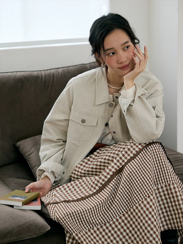 Áo khoác denim, điểm nhấn cá tính cho mọi phong cách thời trang  - Ảnh 2.