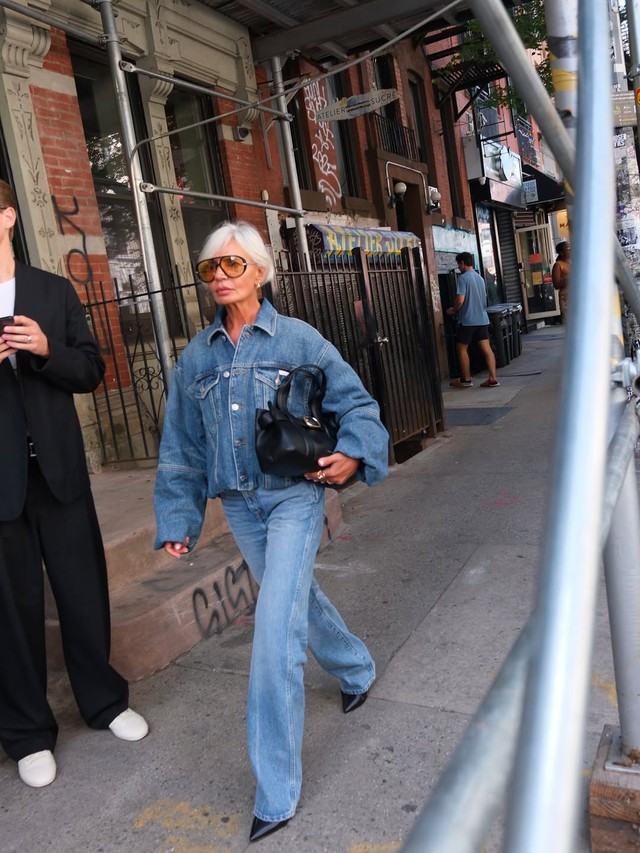 Áo khoác denim, điểm nhấn cá tính cho mọi phong cách thời trang  - Ảnh 7.