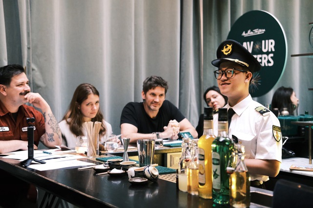 'Cocktail b&uacute;n b&ograve; Huế' c&oacute; sả, mắm ruốc gi&uacute;p bartender Việt lọt top 2 quốc tế  - Ảnh 1.