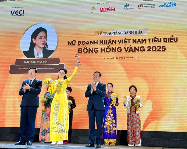 CEO Lê Hồng Thủy Tiên được vi…