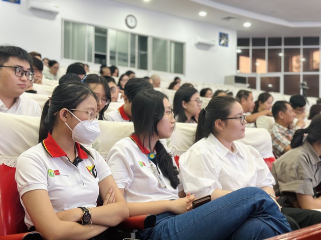 Vụ đào tạo y Việt-Đức: Vì sao Trường Phạm Ngọc Thạch vẫn tuyển mới dù phía Đức khuyên dừng?- Ảnh 1.