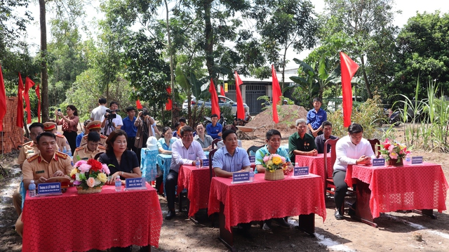 Báo Thanh Niên khởi công 2 căn "Nhà nhân ái" tại tỉnh Đồng Nai - Ảnh 6.