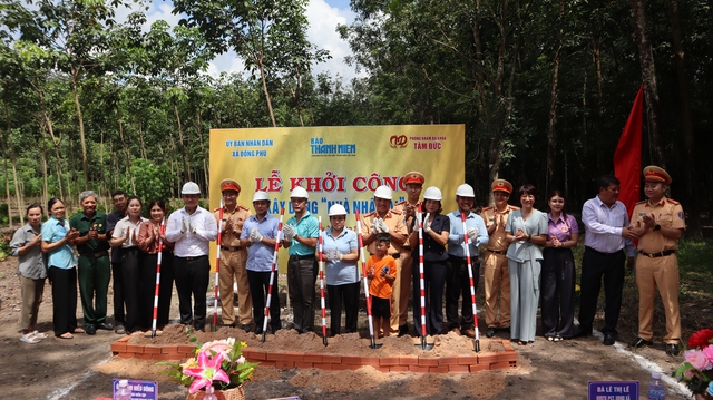 Báo Thanh Niên khởi công 2 căn "Nhà nhân ái" tại tỉnh Đồng Nai - Ảnh 13.