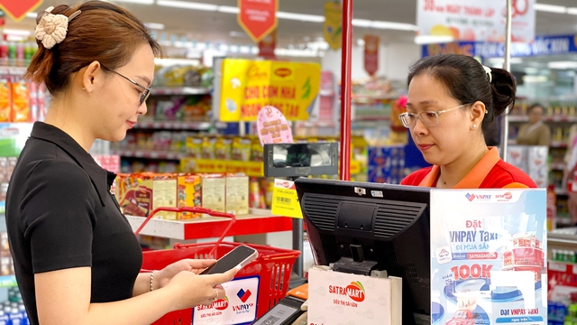 SATRA tăng tốc chuỗi bán lẻ hướng về đích tăng trưởng 2 con số- Ảnh 1. SATRA tăng tốc chuỗi bán lẻ hướng về đích tăng trưởng 2 con số- Ảnh 1.