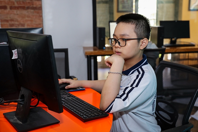 Giáo dục đạo đức số để ngăn chặn bạo lực học đường hiệu quả - Ảnh 1. Giáo dục đạo đức số để ngăn chặn bạo lực học đường hiệu quả - Ảnh 1.