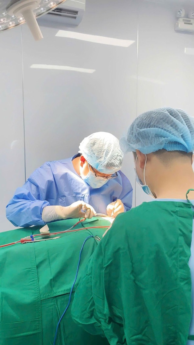 Giải cứu những ca thẩm mỹ hỏng: Sứ mệnh mang lại hạnh phúc cho phụ nữ Việt- Ảnh 3. Giải cứu những ca thẩm mỹ hỏng: Sứ mệnh mang lại hạnh phúc cho phụ nữ Việt- Ảnh 3.