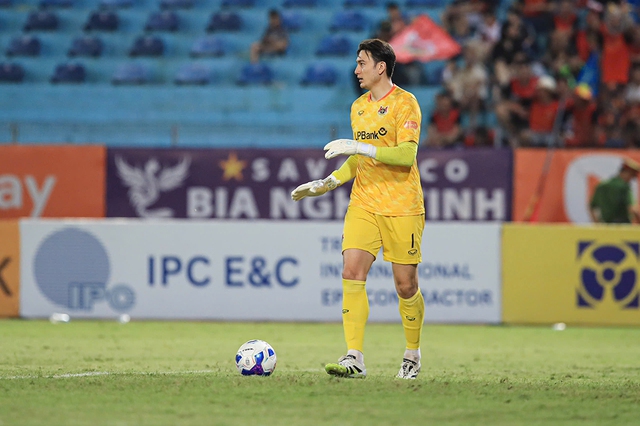 V-League hấp dẫn nhờ Ninh Bình quá hay và nhờ cả… HAGL mãi không chịu ‘lớn’- Ảnh 1. V-League hấp dẫn nhờ Ninh Bình quá hay và nhờ cả… HAGL mãi không chịu ‘lớn’- Ảnh 1.
